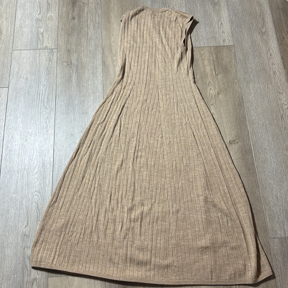 NWT! BANANA REPUBLIC CHESTNUT ANDIAMO MERINO SWEATER DRESS 🍇 - Picture 11 of 12